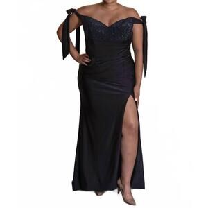 NEW ATHENA the nada gown in black